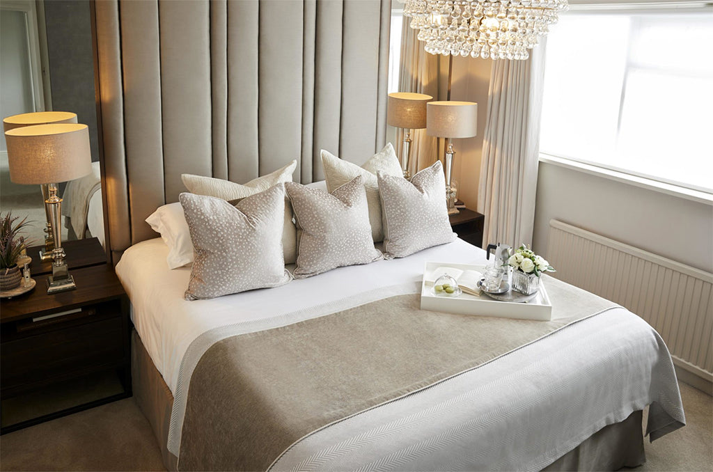 Recreate Your Bedroom Into a 5-Star Luxury Hotel Room with Pizuna