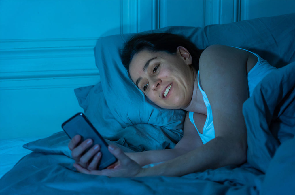 A Pizuna Study Reveals: The Average Adult Spends 34 Days Awake in Bed Each Year